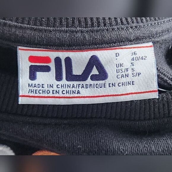 FILA Sweatshirt Size Small - Picture 6 of 7